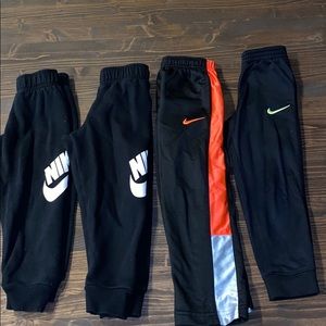 🚫SOLD🚫 4 pair of Nike 4T pants